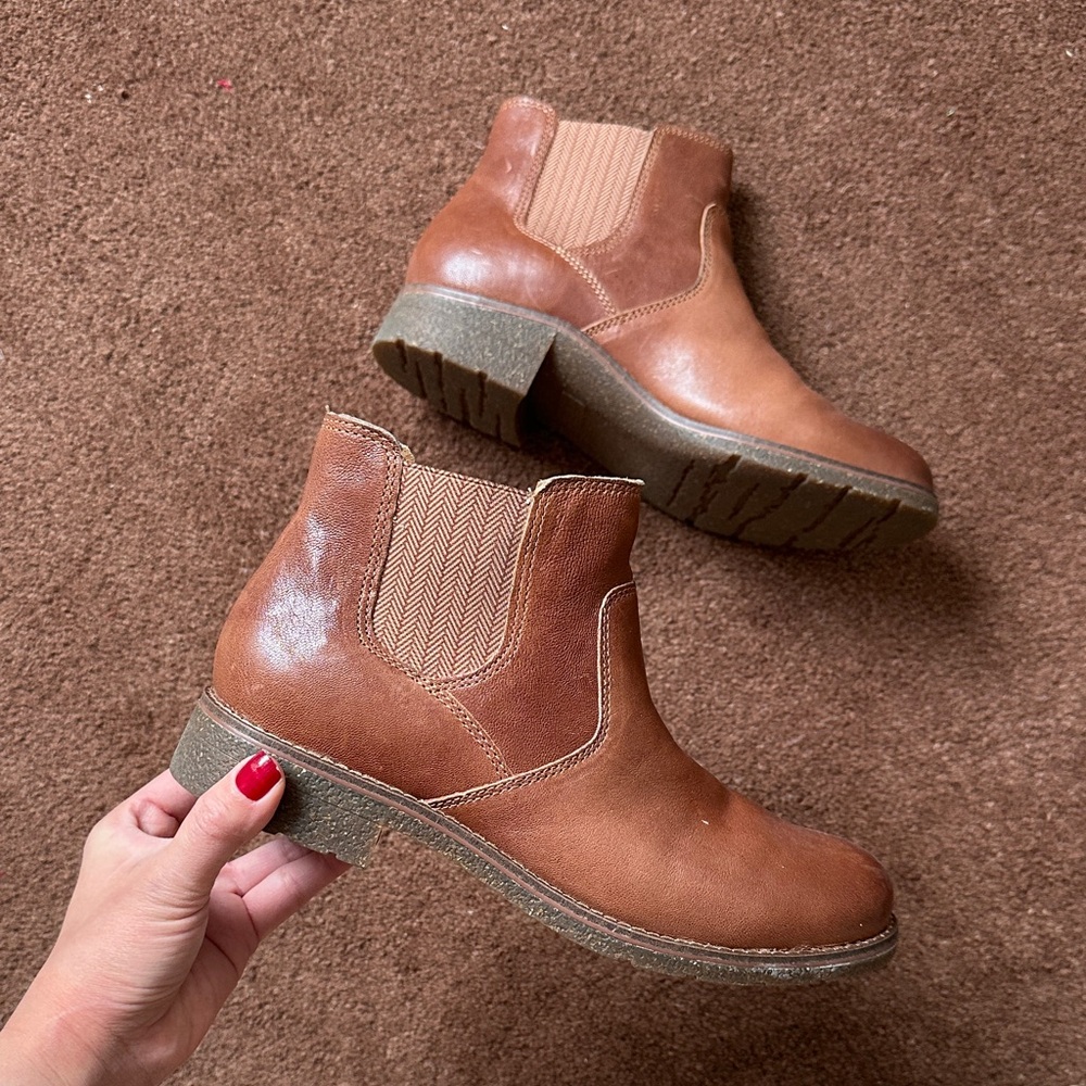 Aetrex Kaylee cognac Leather Ankle Boots size 8 EU 38